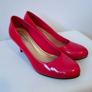 RED HOT PUMPS 👠